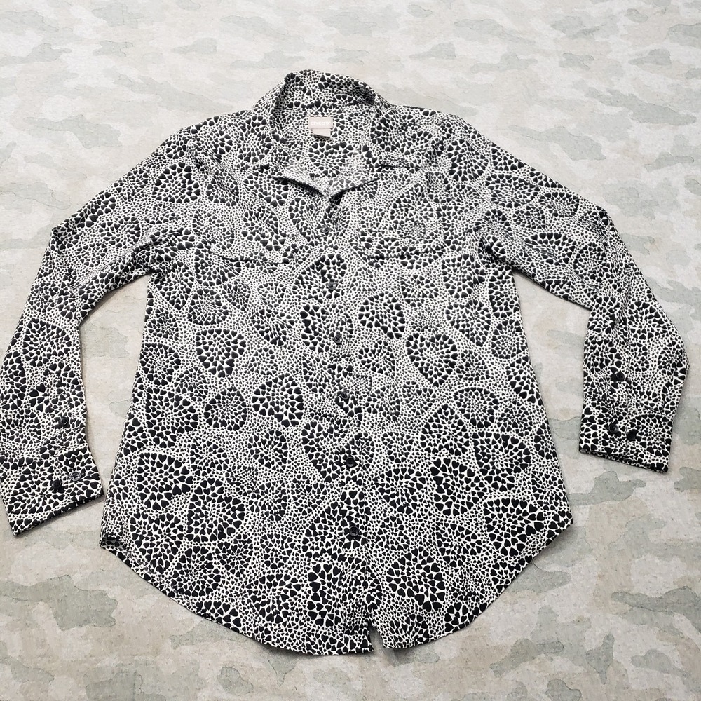 Chico's Top Womens‎ 0 Black Long Sleeve Button-Up Hearts